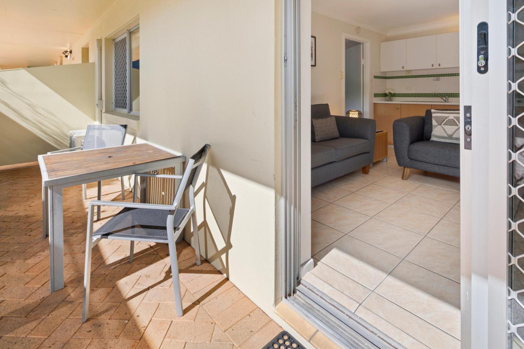 خليج هيرفي Arlia Sands Apartments الغرفة الصورة